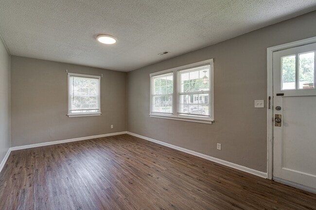 Building Photo - 48 Vero Beach Ave