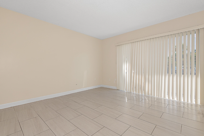 Primary Photo - 7705 SW 86th St