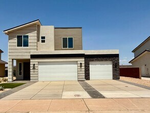 Building Photo - 4237 El Capitan Wy