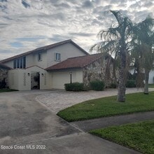 Building Photo - 215 Andros Ave
