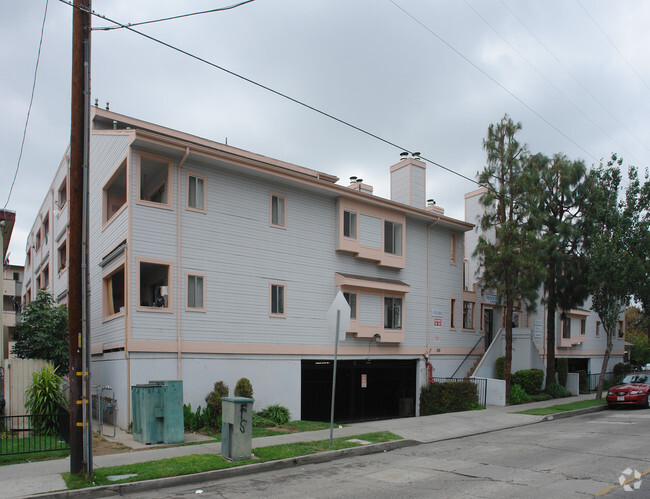 Foto del edificio - French Street Apartments