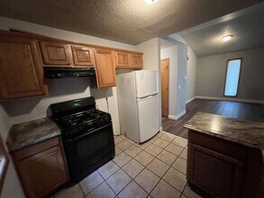 Building Photo - 2931 N Aldrich Ave