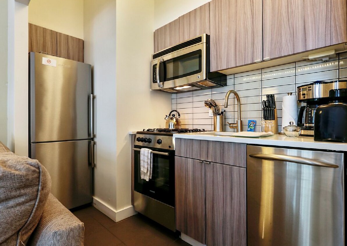 6333 La Jolla Blvd Unit 17, La Jolla, CA 92037 Apartments in La Jolla