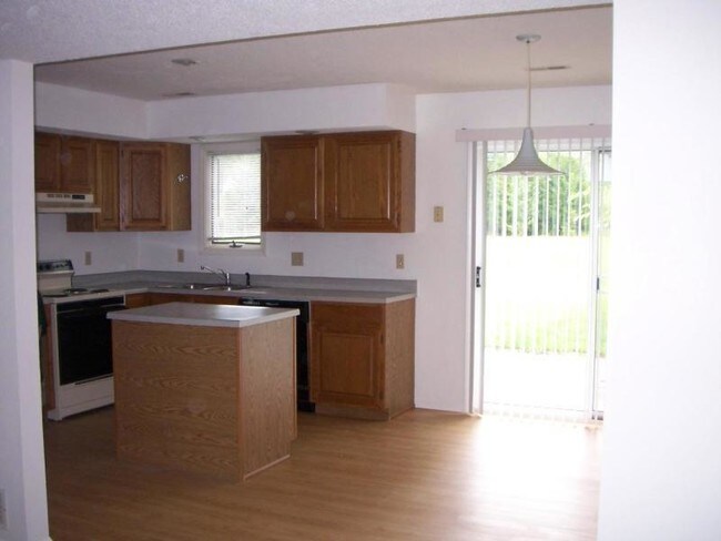 Building Photo - 5009 W Georgetown Dr