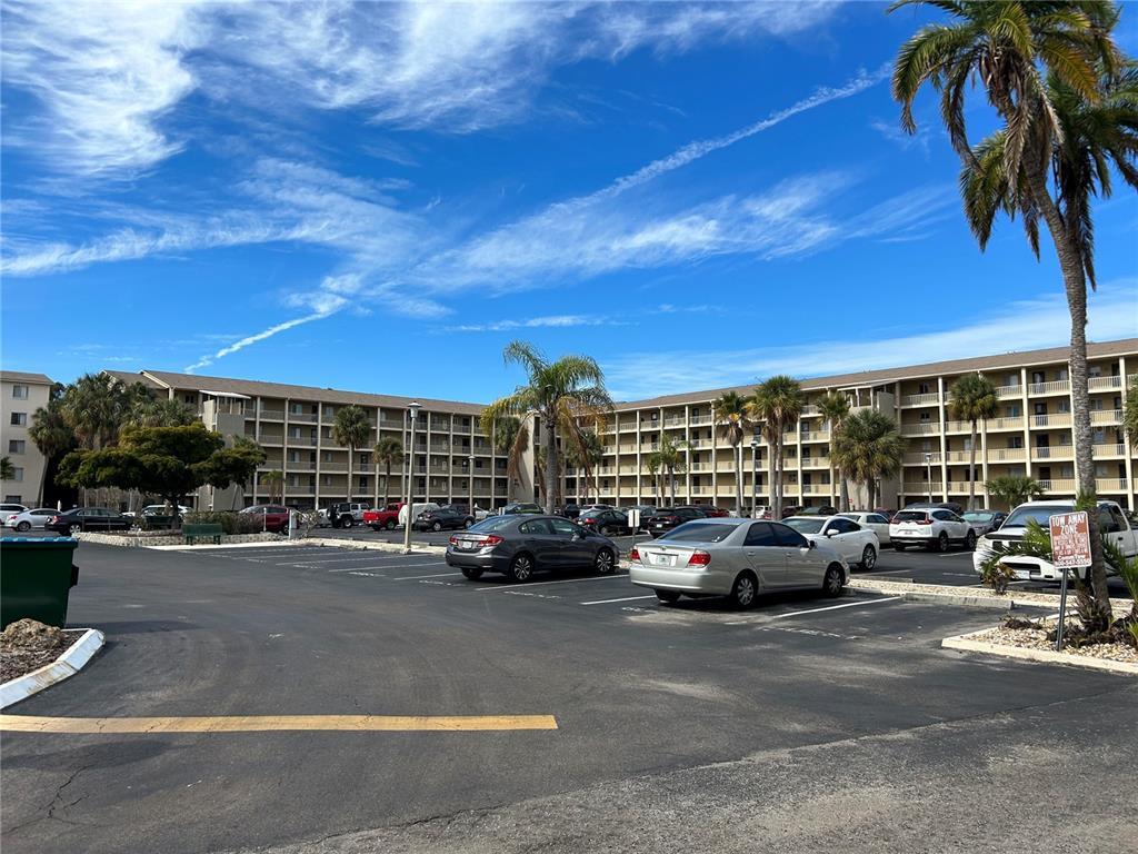 3626 Lake Bayshore Dr Unit K304, Bradenton, FL 34205 Condo for Rent