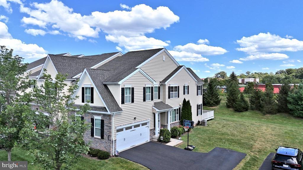 Foto principal - 2007 Pleasant Valley Dr