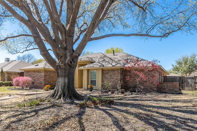 Building Photo - 208 Simmons Dr