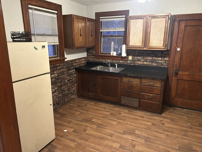 Foto del edificio - 2119 N Underhill St