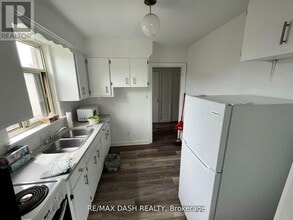 Building Photo - 52 Neptune Dr