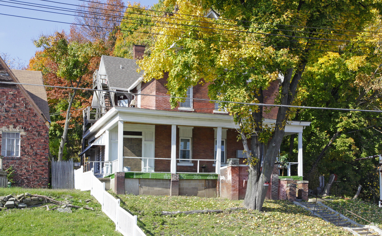Building Photo - 205 N Negley Ave