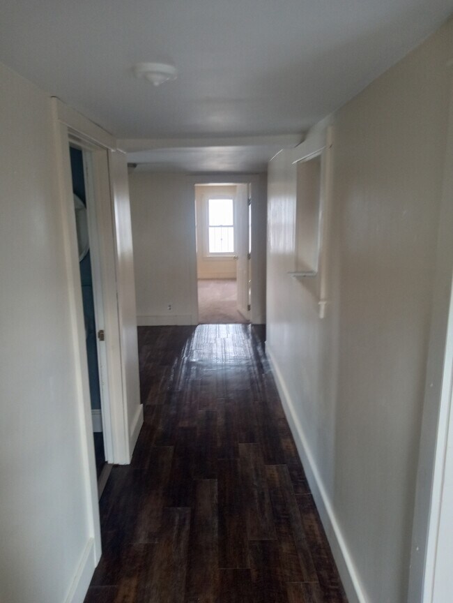 Hallway - 29 E Walnut St