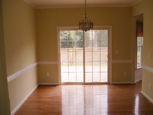 Building Photo - 106 Old House Ct