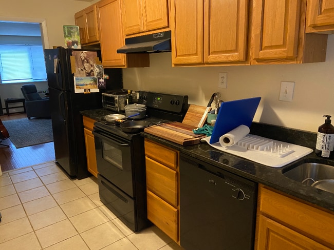 Foto del edificio - 3210 Ellwood Ave