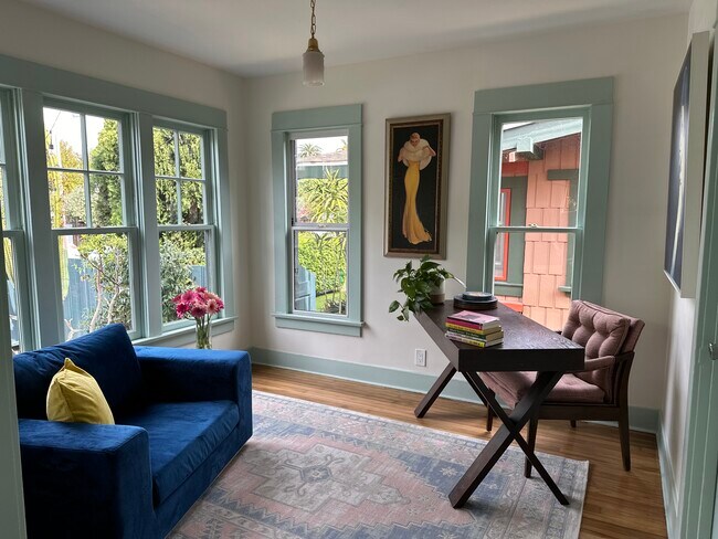 Building Photo - 1615 Shell Ave