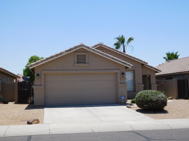Building Photo - 3 Bedroom single level home in Tatum Highl...