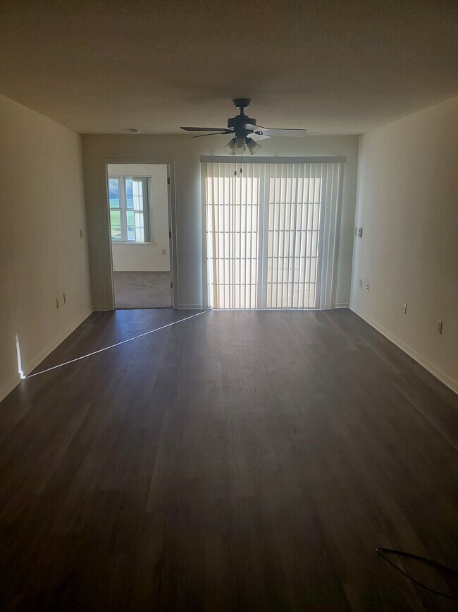 Building Photo - Meadowview Homes