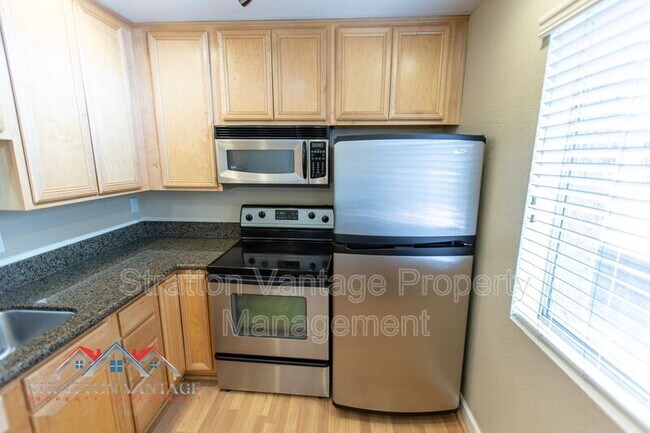 Foto del edificio - 4354 N 82nd St