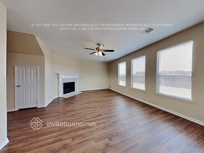 Foto del edificio - 5702 Ranch Prairie Tr