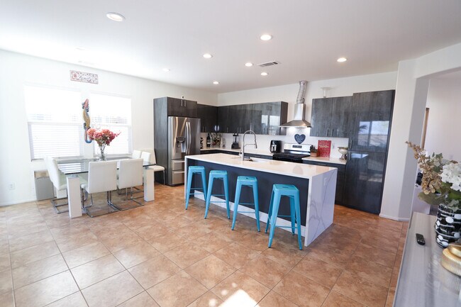 Foto del edificio - 62679 S Starcross Dr