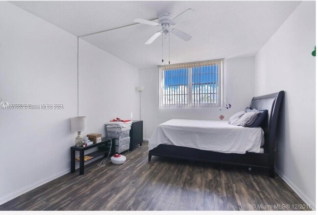 Foto del edificio - 12590 NE 16th Ave