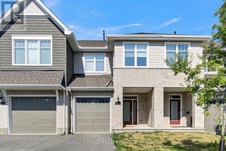 Building Photo - 35 Mandevilla Cres