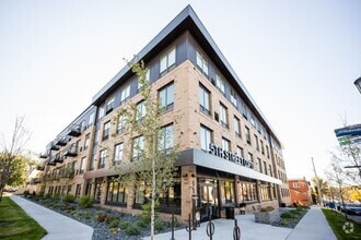 Building Photo - 5th Street Lofts
