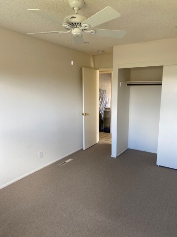 Foto principal - 4371 Hoen Ave