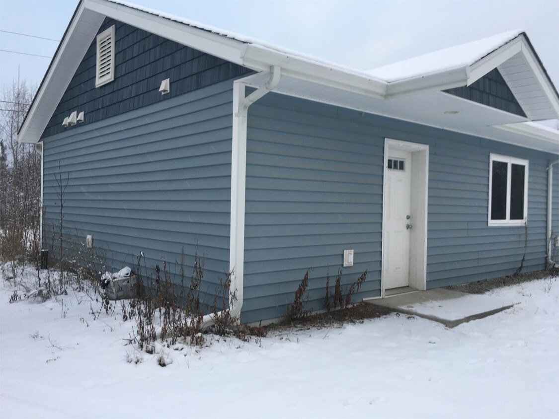 Foto principal - 1472 Chena Point Ave