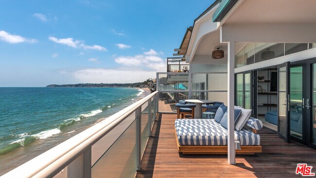 Foto del edificio - 27044 Malibu Cove Colony Dr