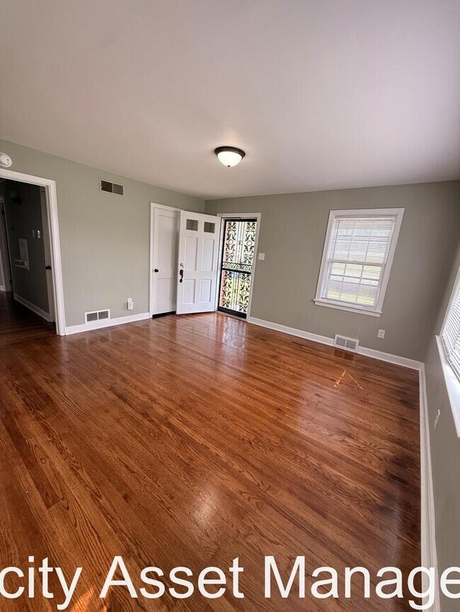 Photo - This Beauty Is Ready for Move In!!! Section 8 Welcomed!!! House
