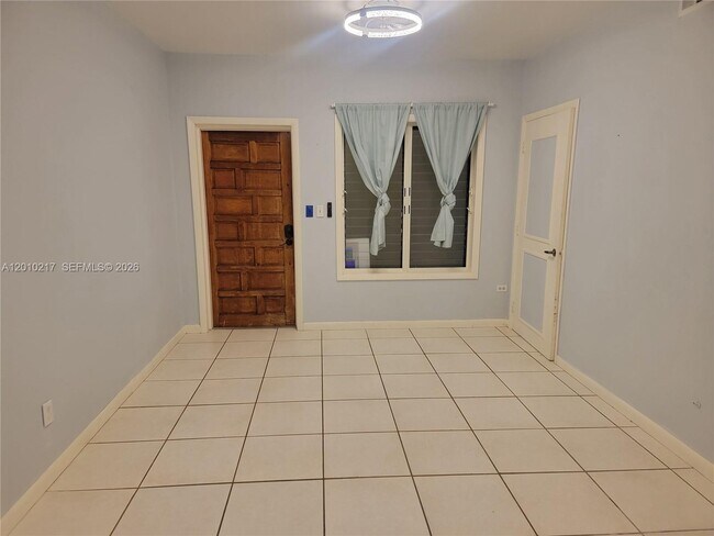 Foto del edificio - 102670 Overseas Hwy