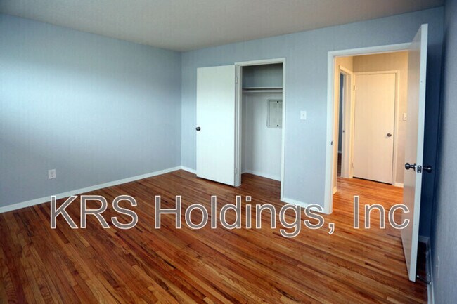 Building Photo - 4259 Newsome Dr