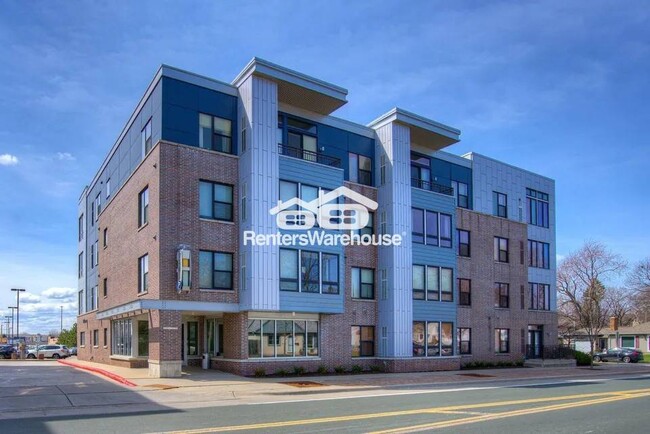 Building Photo - 7601 N Aldrich Ave