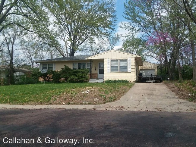 Building Photo - 3 br, 1 bath House - 1621 Highridge Circle