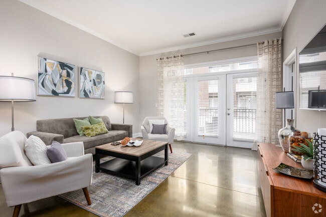 2 habitaciones, 2 baños, 1044 pies cuadrados, sala de estar - Greenway at Fisher Park