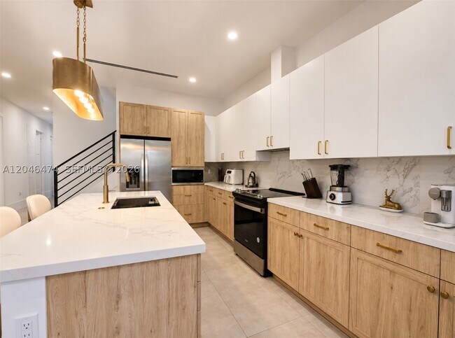 Foto del edificio - 3300 SW 15th Ave