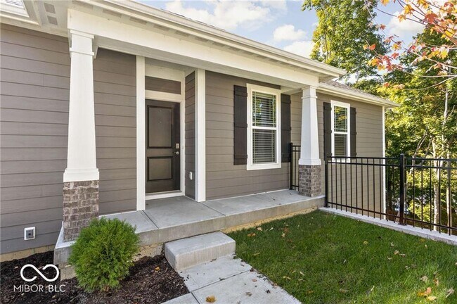 Foto del edificio - 14450 Treasure Creek Ln