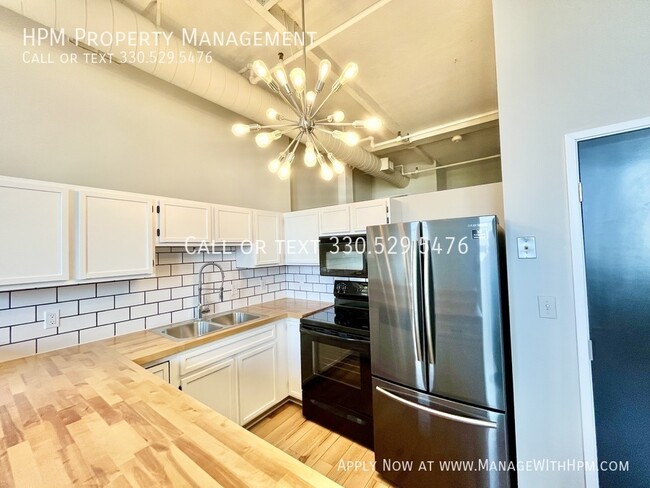 Foto del edificio - Water Street Apartments - We are offering ...