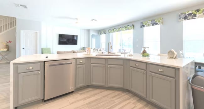 Building Photo - 8573 La Isla Dr