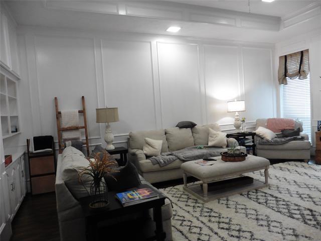 Building Photo - 4112 Hideaway Ln
