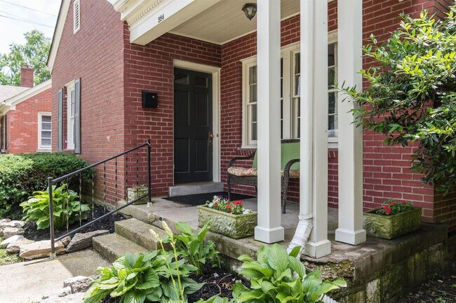 Foto del edificio - 224 Lackawanna Rd