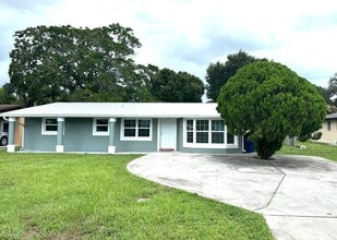 Building Photo - 1032 Martinique Ave