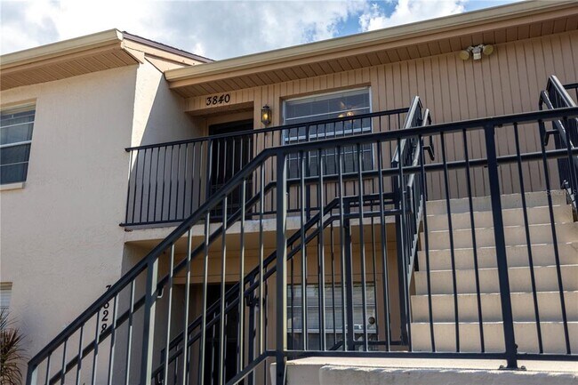 Foto del edificio - 3840 Staysail Ln