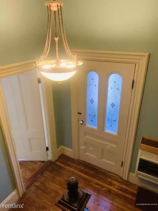 Foto del edificio - 4 br, 2.5 bath House - 114 Elm St