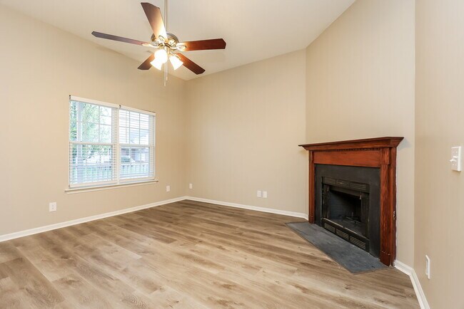 Foto del edificio - 841 Post Oak Dr