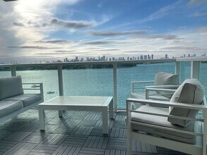 Building Photo - 1000 West Ave