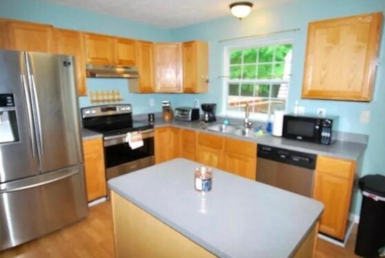 Foto del edificio - 8719 Castlerock Ct