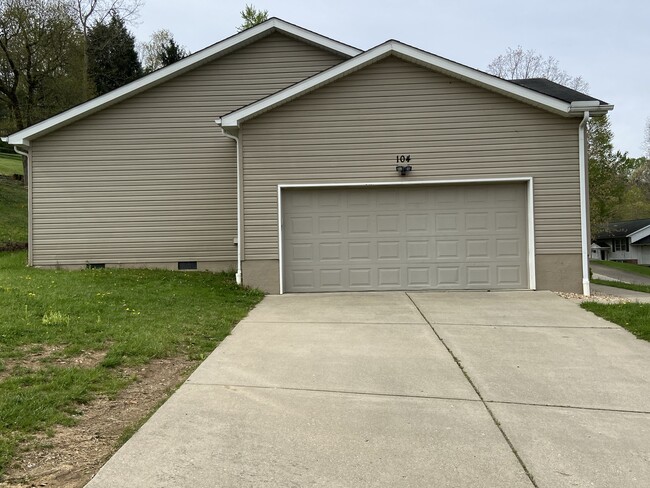 GARAGE EXTERIOR - 104 Westminster Dr