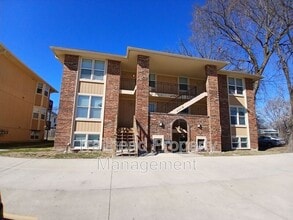 Building Photo - 1100 N Noland Rd