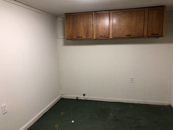 Building Photo - 33 Gainsborough St